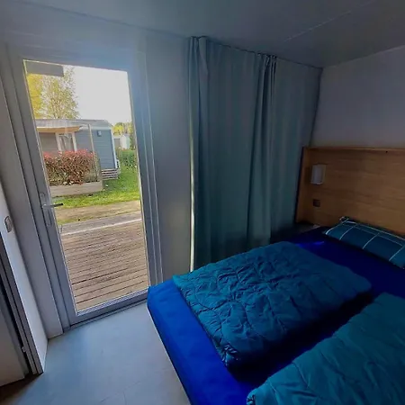 Mobil-home Domaine La Yole 5 Etoiles مكان تخييم فيندريه